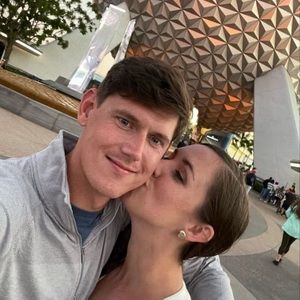 Meet your Posher, Christopher